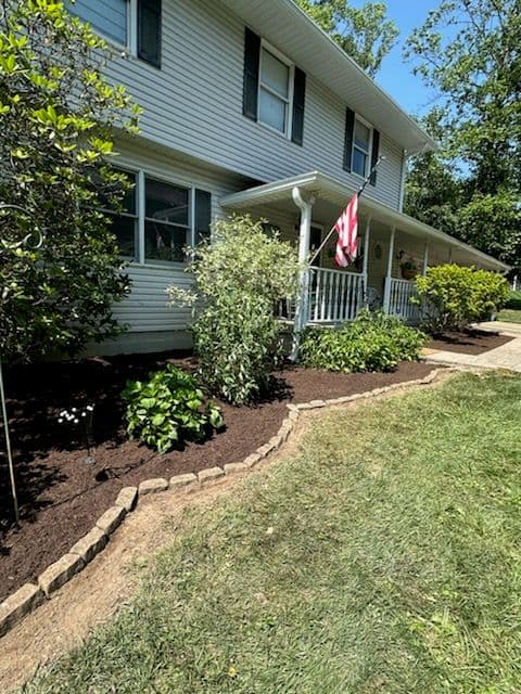 Mulch Refresh Transforms Fairmont Home Yard